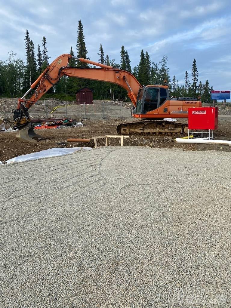 Doosan DX 255 Гусеничні екскаватори