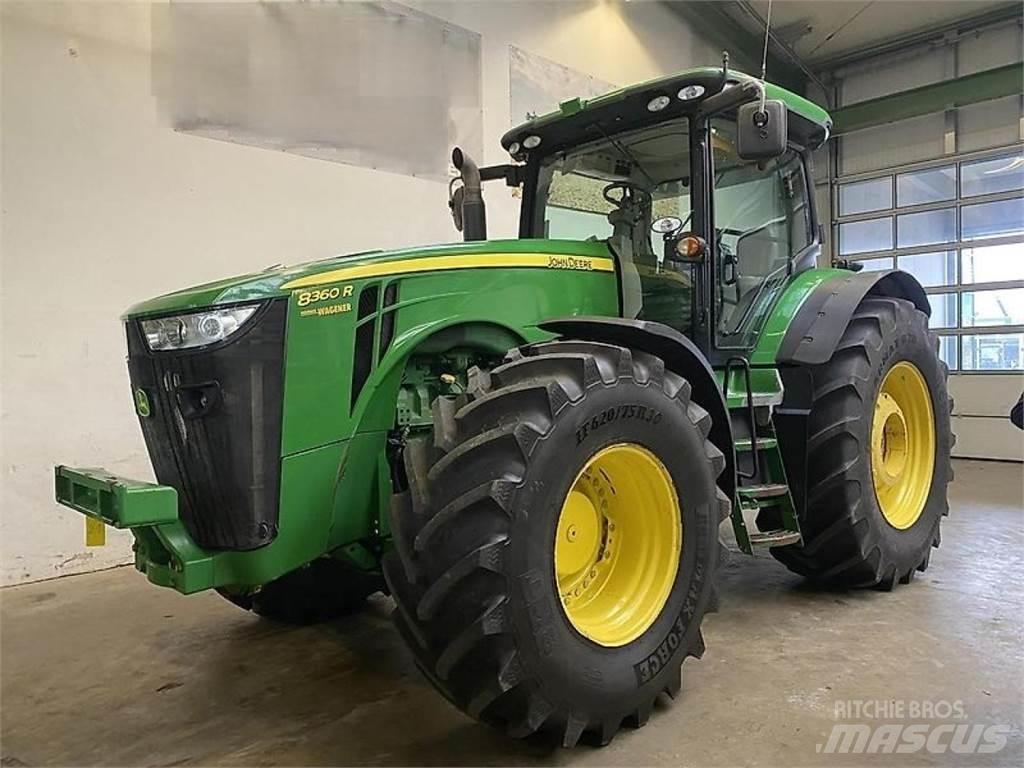 John Deere 8360R Трактори