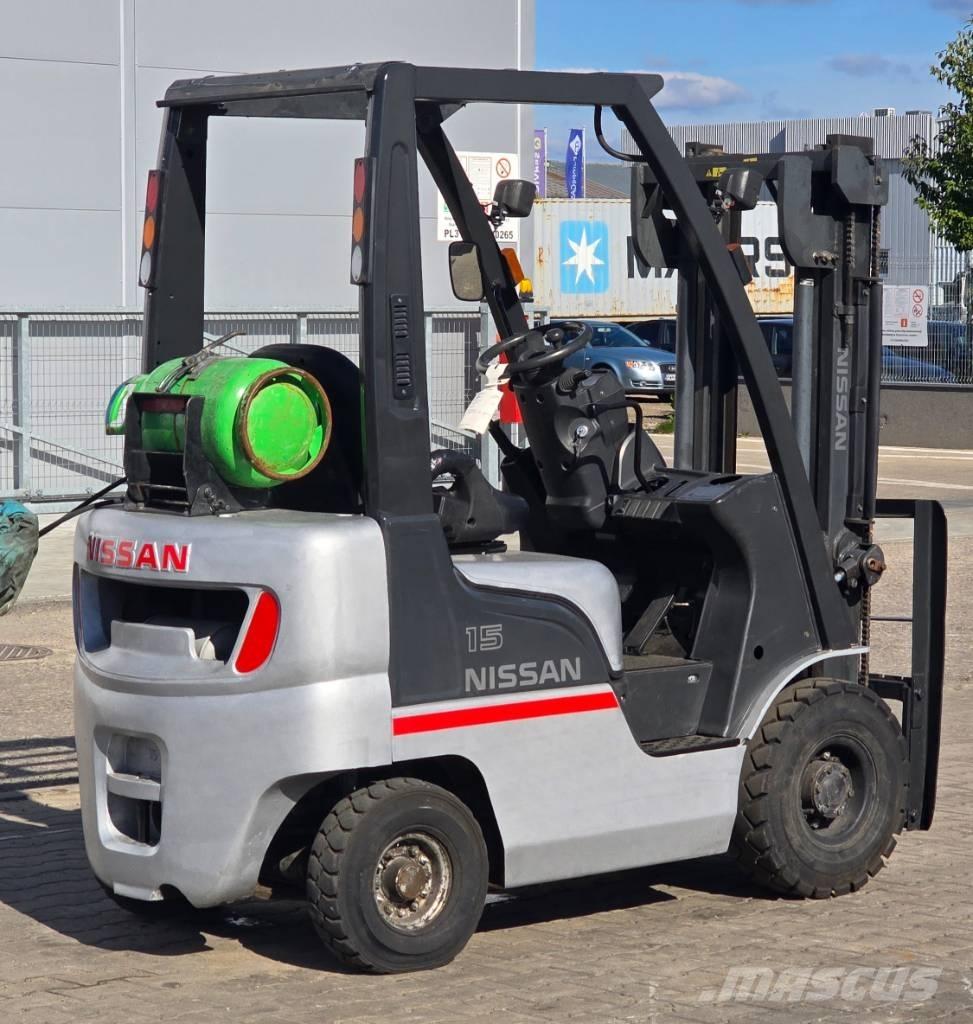 Nissan L01A15 Газові навантажувачі