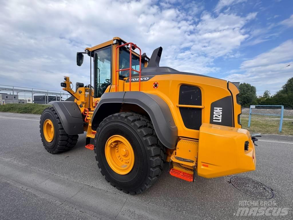 Volvo L 120 H2 Фронтальні навантажувачі