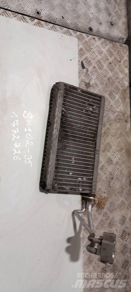 Scania R 440.   1772726 Радіатори