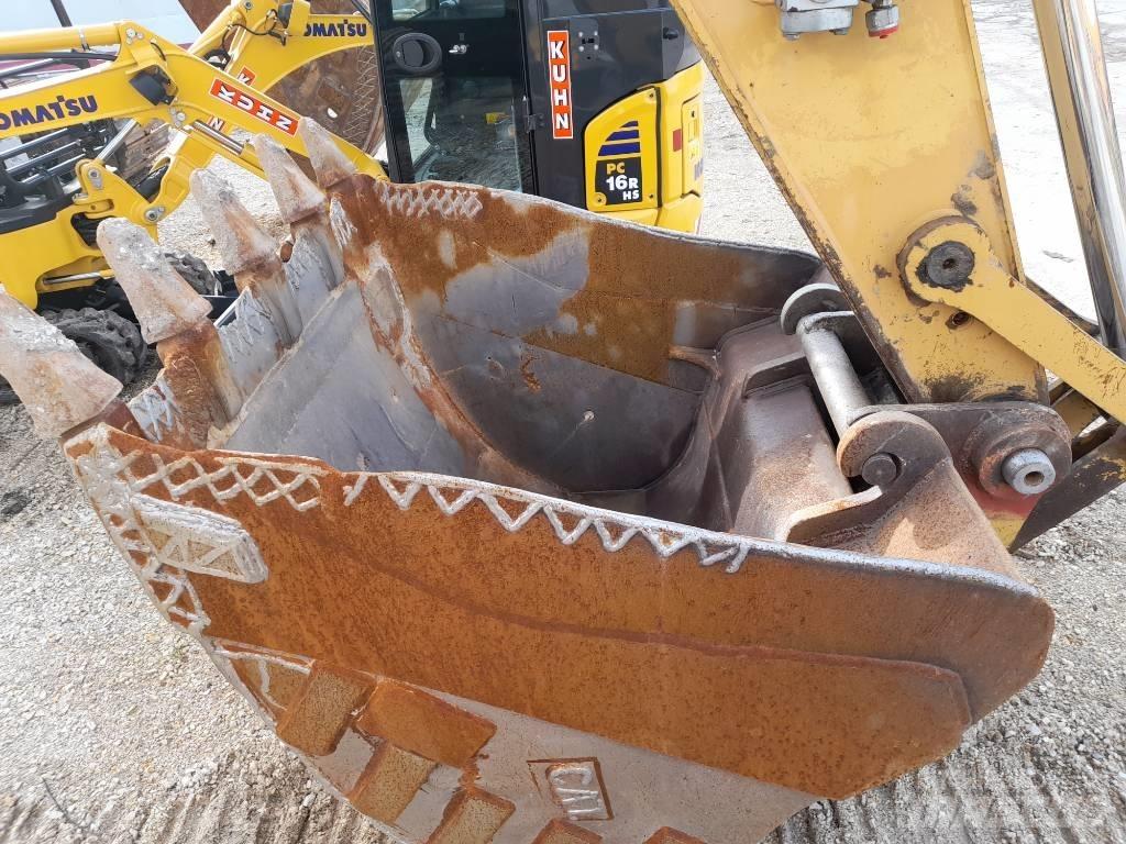 CAT 323 D Гусеничні екскаватори