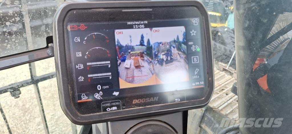 Doosan DX 210 LC-7 Гусеничні екскаватори