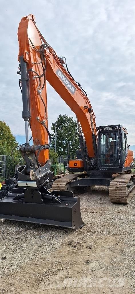 Doosan DX 210 LC-7 Гусеничні екскаватори