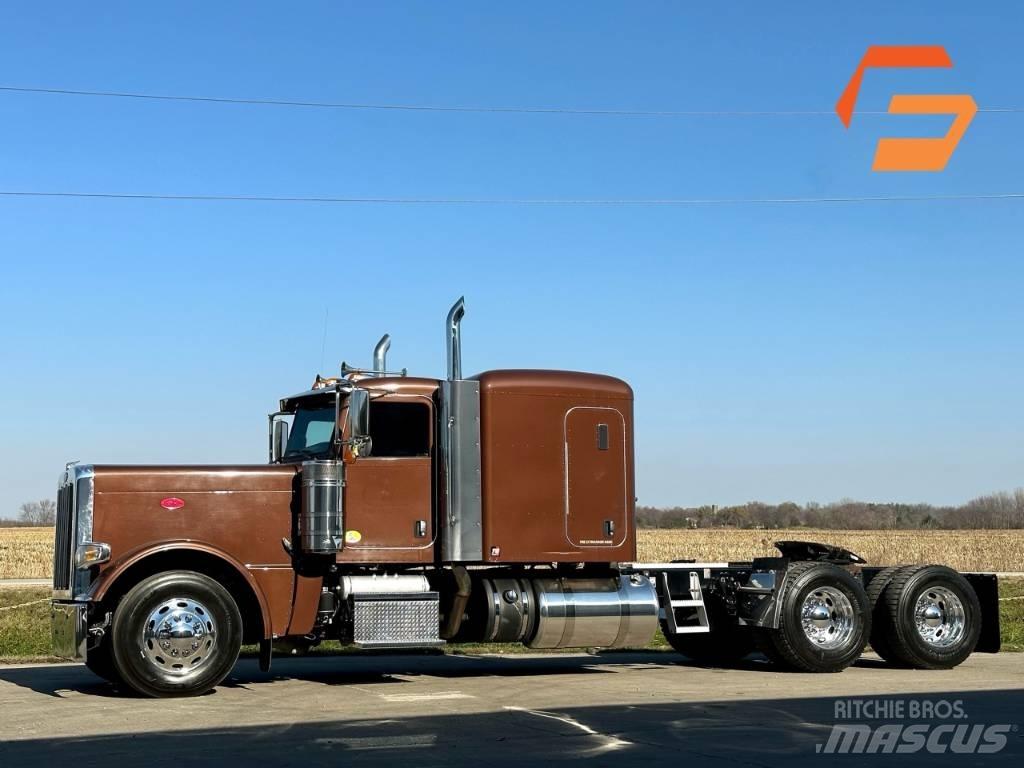 Peterbilt 389 Тягачі