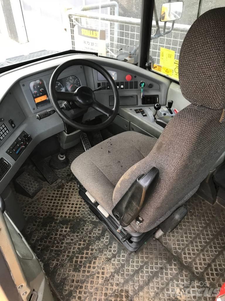 Volvo A25D Міні самоскиди