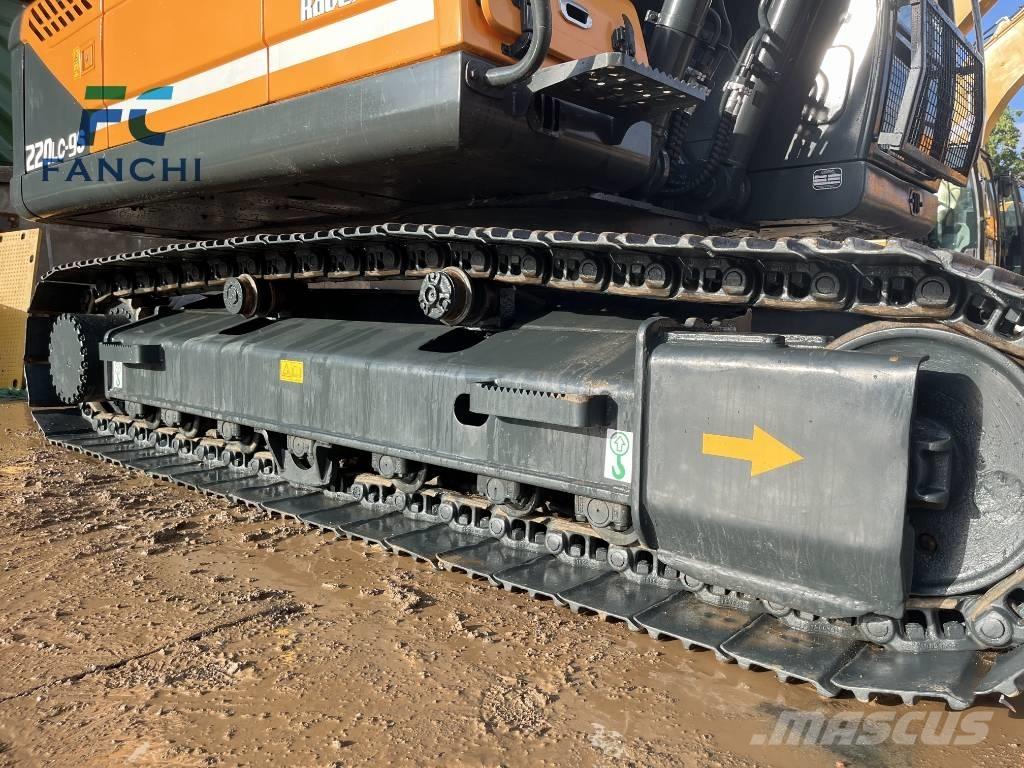 Hyundai 220LC-9S Гусеничні екскаватори