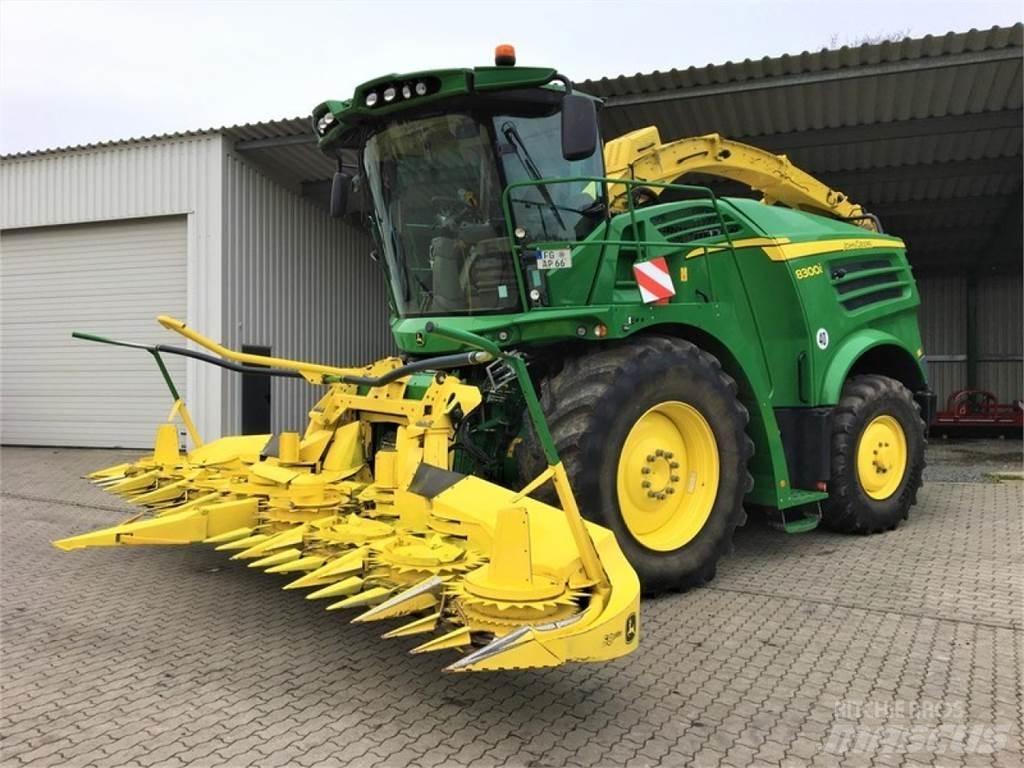 John Deere 8300i Кормозбиральні комбайни