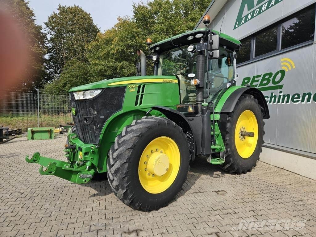 John Deere 7250R Трактори
