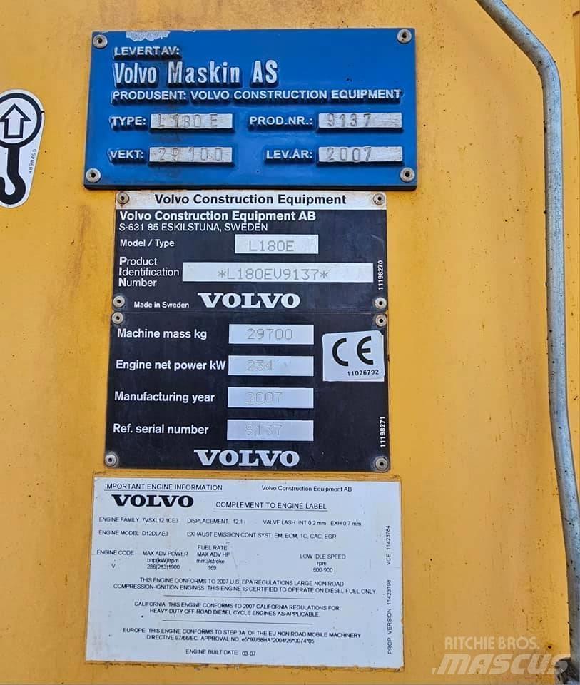 Volvo L 180 E Фронтальні навантажувачі