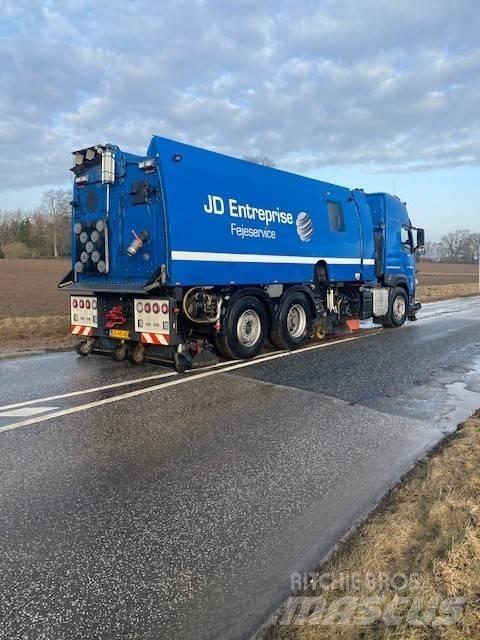 Volvo FM 500 Прибиральні машини
