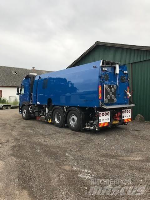 Volvo FM 500 Прибиральні машини