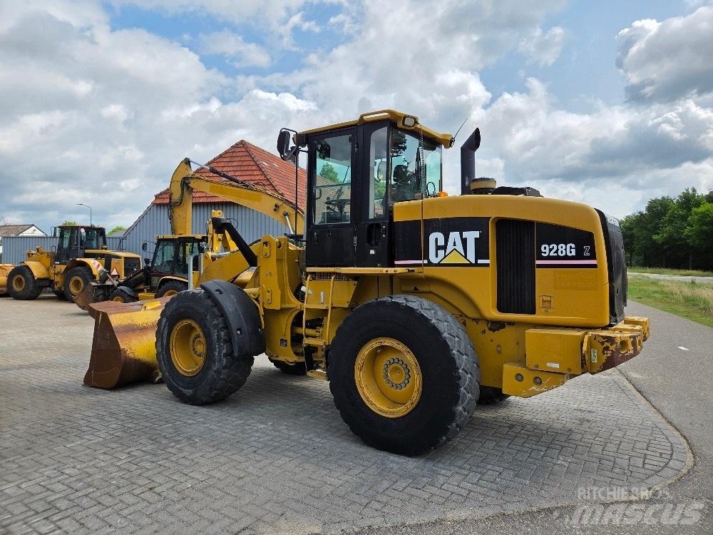 CAT 928G Фронтальні навантажувачі