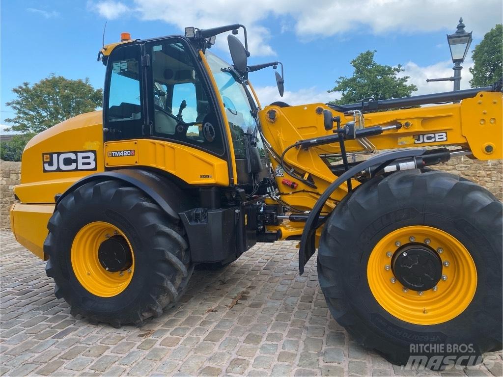JCB Tm420s Телескопічний навантажувач