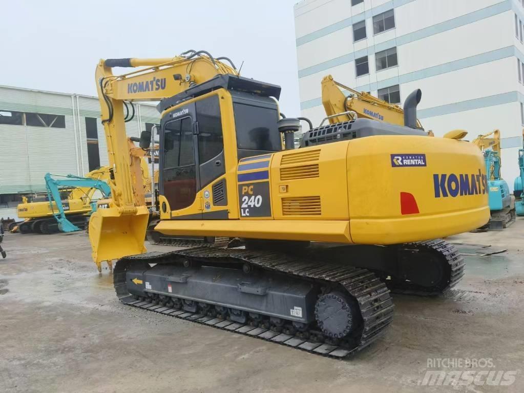 Komatsu PC 240 Гусеничні екскаватори