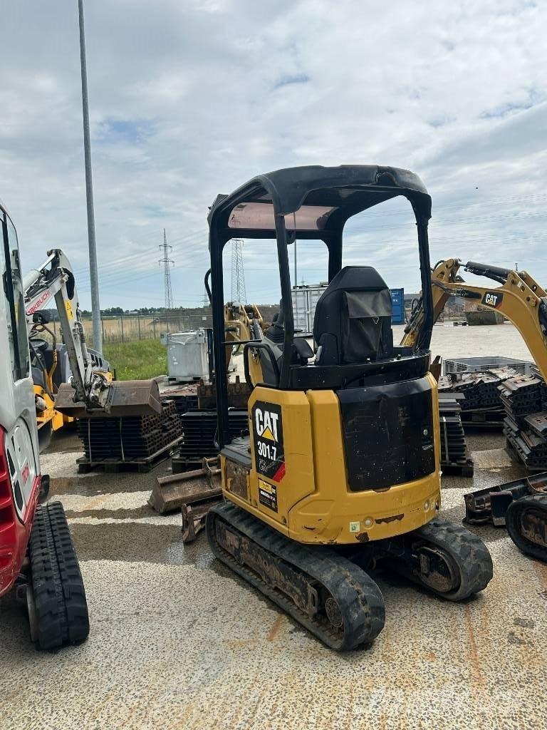 CAT 301.7 Міні-екскаватори < 7т