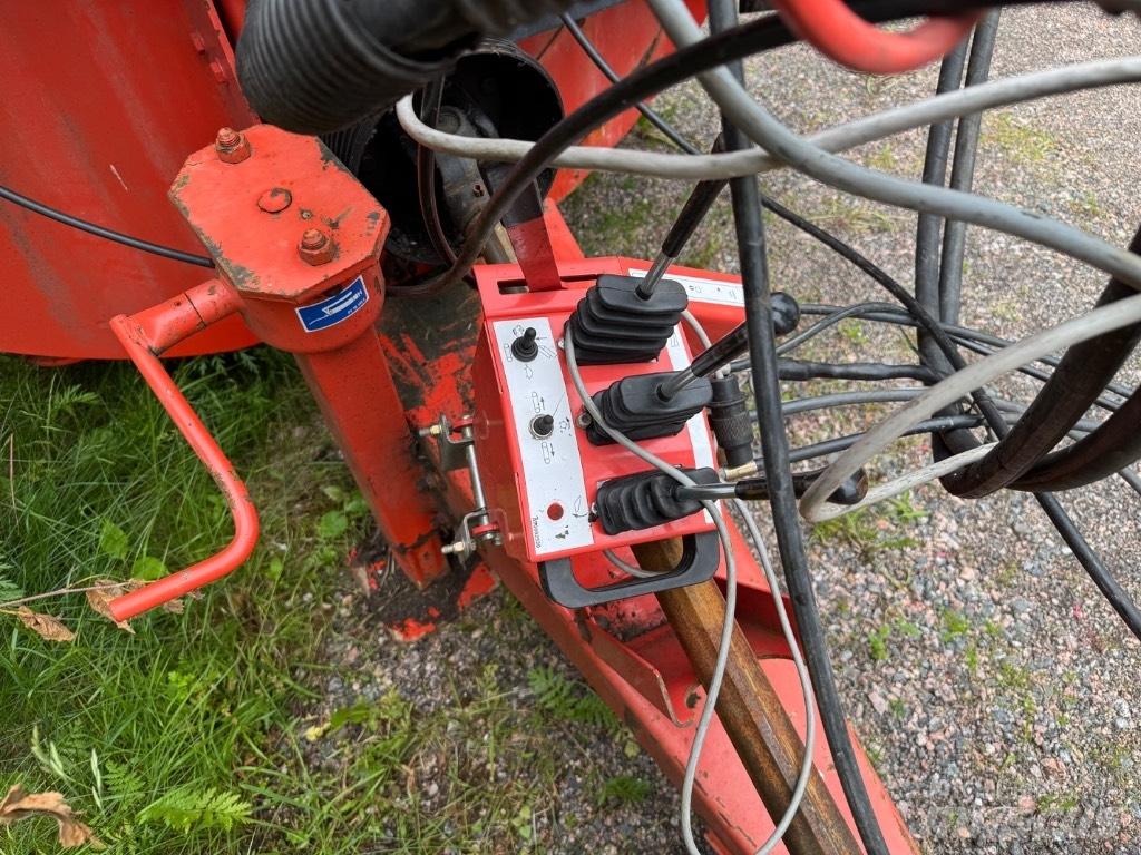 Kuhn Primor 3560 Роздрібнювачі, різаки і розпаковувачі тюків