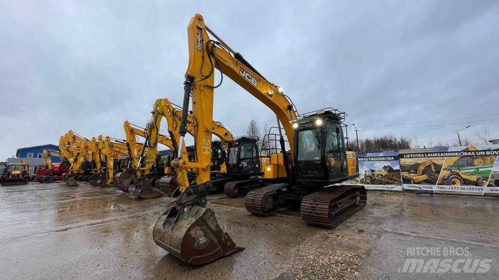 JCB JS 130 LC Гусеничні екскаватори
