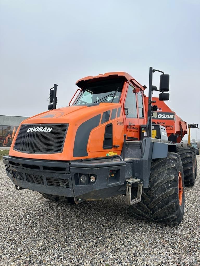 Doosan DA 30 Міні самоскиди