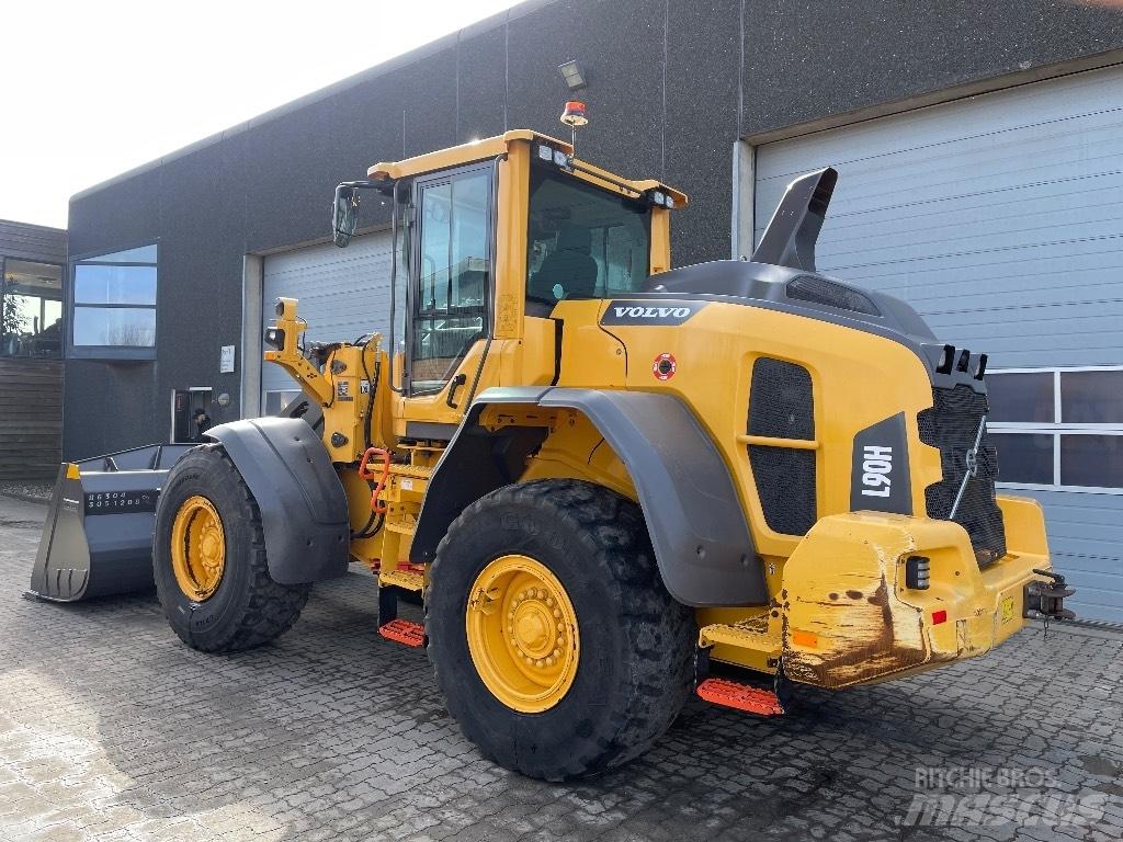Volvo L90H Фронтальні навантажувачі