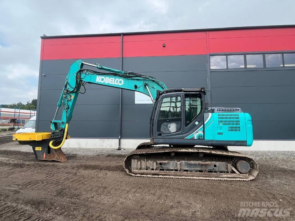 Kobelco SK180LC-10 Гусеничні екскаватори