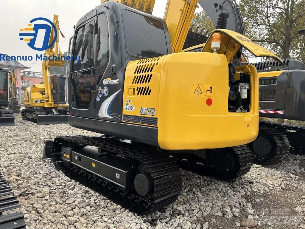 Kobelco SK75 Гусеничні екскаватори