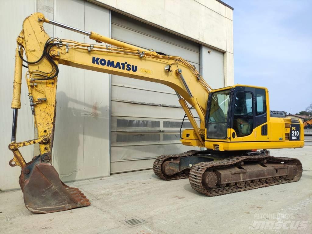 Komatsu PC 210 NLC-8 Гусеничні екскаватори