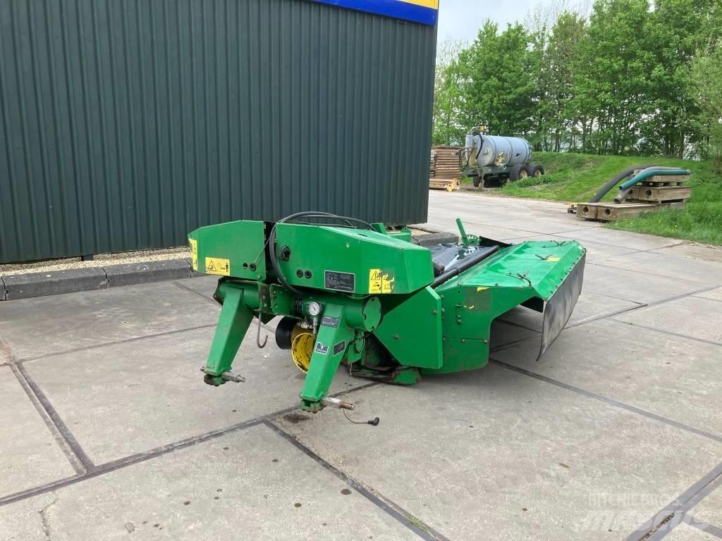 John Deere 328 Косилки