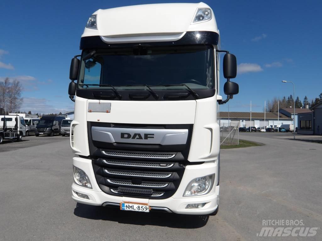 DAF XF 530 6x2 Тягачі