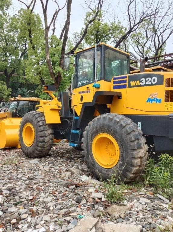 Komatsu WA 320-5 Фронтальні навантажувачі