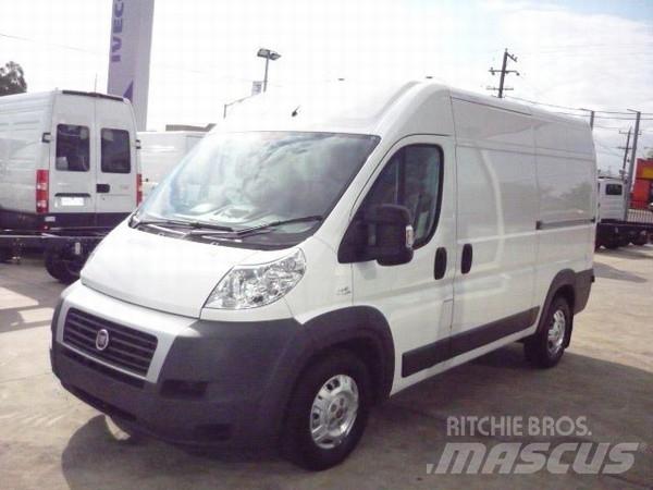 Fiat Ducato Lwbmed Панельні фургони