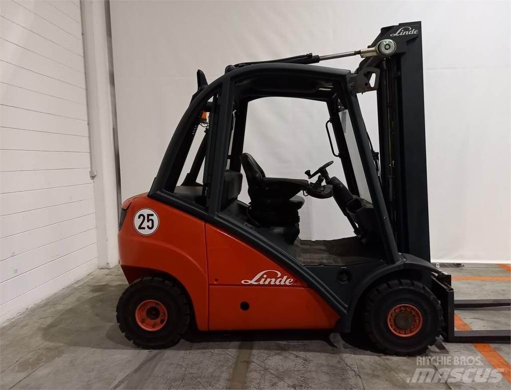 Linde H25D Дизельні навантажувачі
