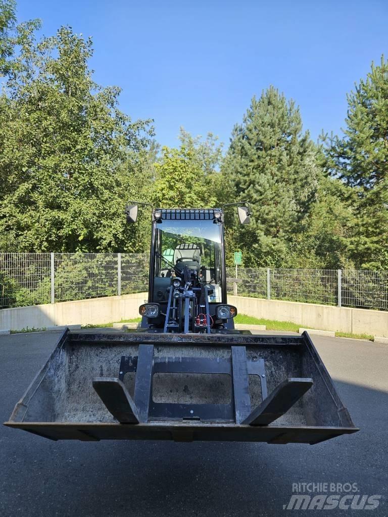 Kubota RT 260-2 Фронтальні навантажувачі