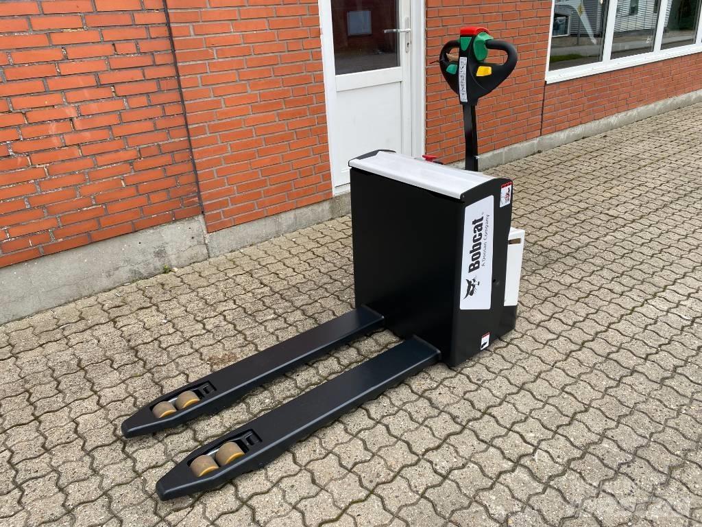 Bobcat BPM20S-7 Самохідні електроштабелери