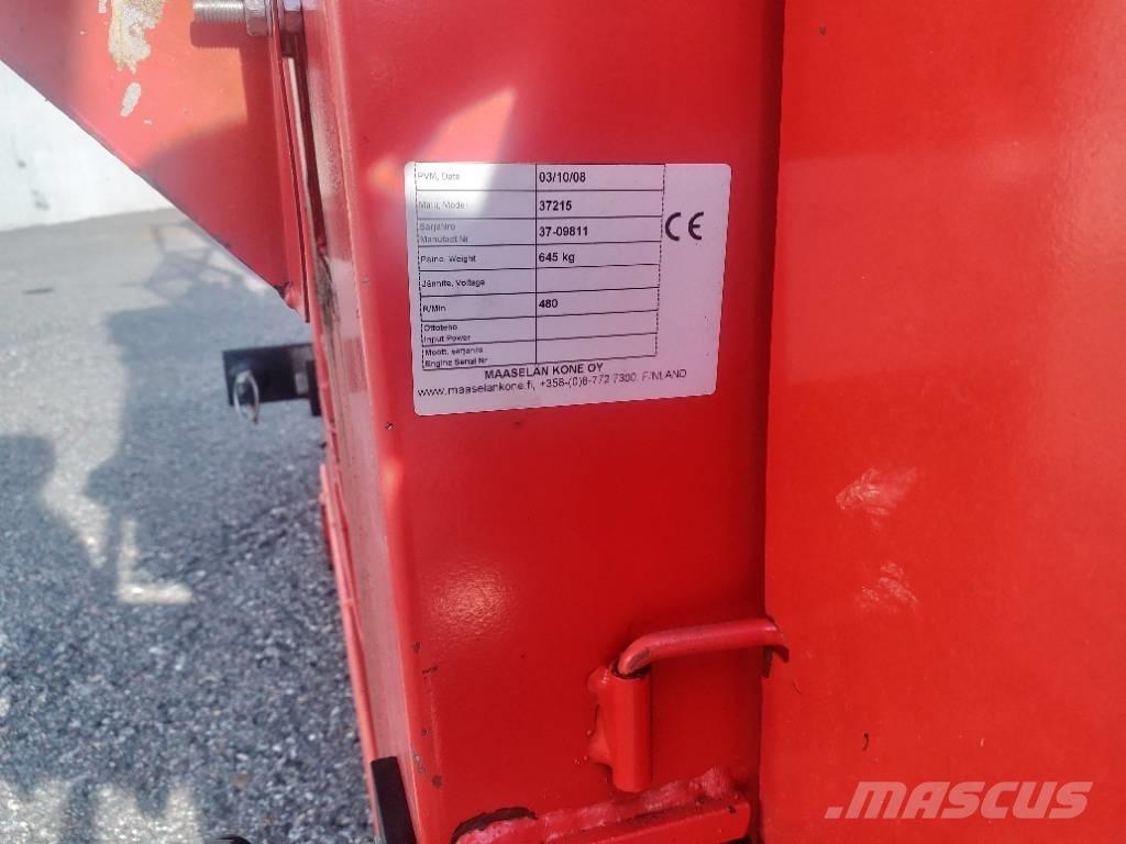 Hakki Pilke 1x37 TR Дровоколи, рубальні машини, дробарки