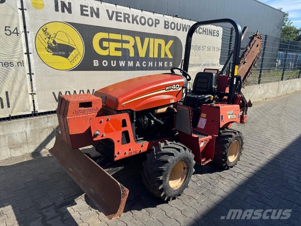 Ditch Witch RT 40 Канавокопачі