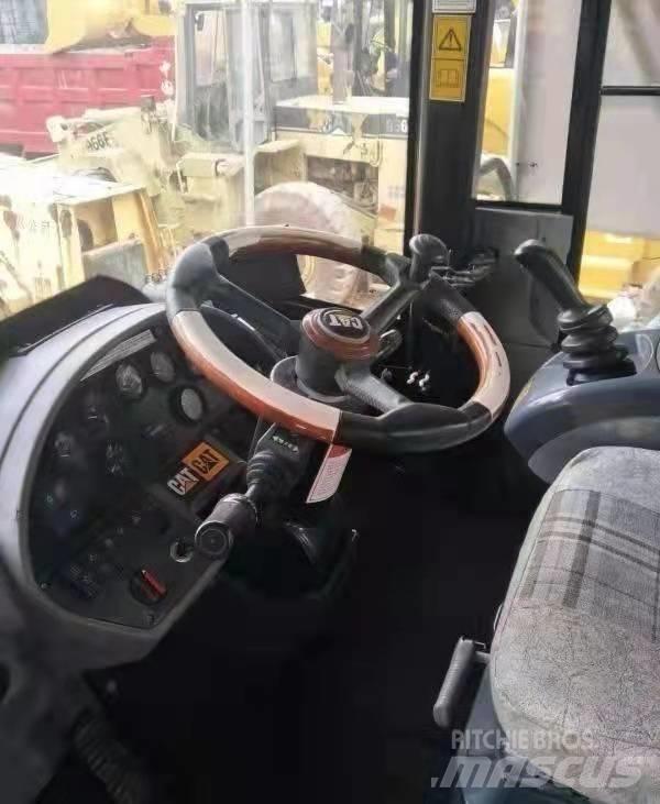 CAT 966 H Фронтальні навантажувачі