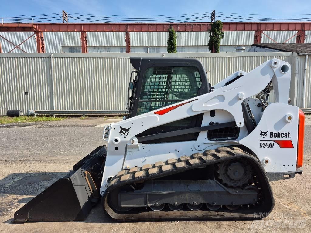 Bobcat T 740 Міні-навантажувачі