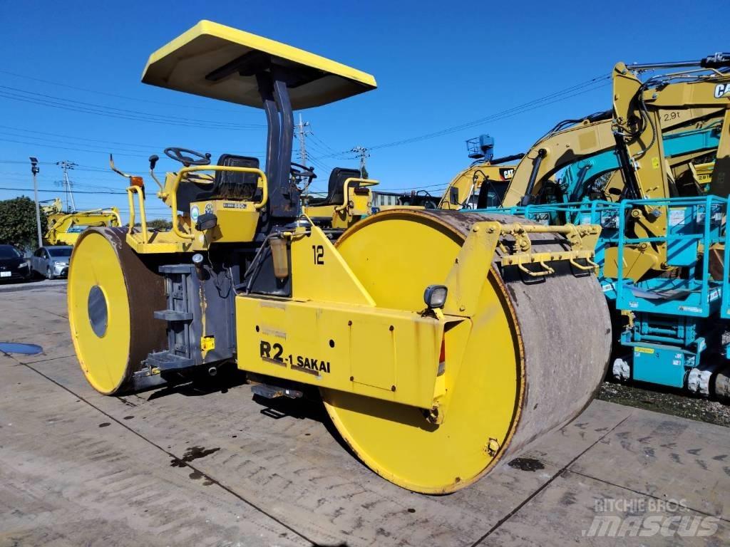 Sakai R 2-1 Котки тротуарні