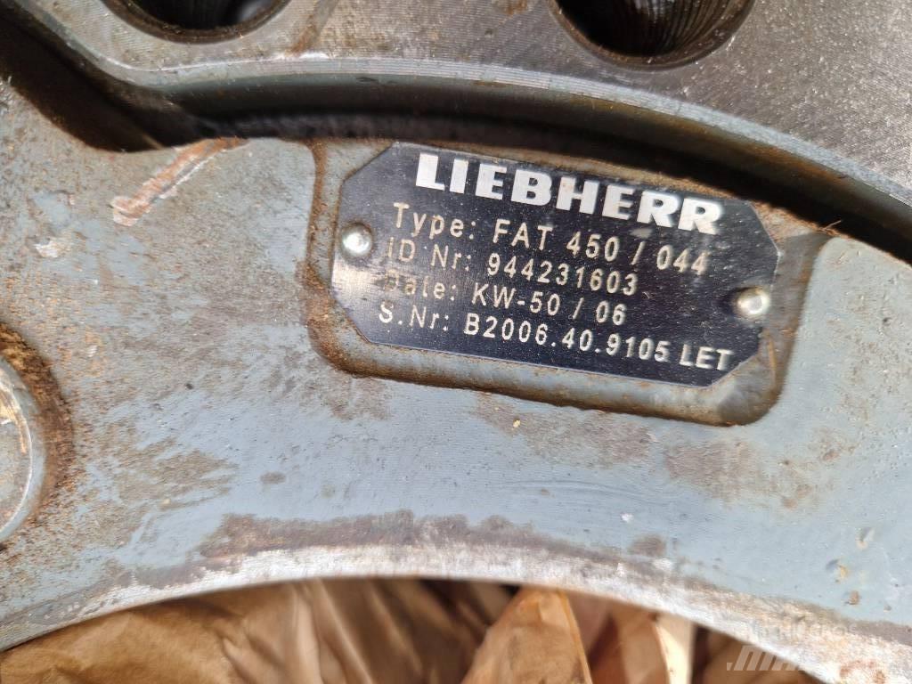 Liebherr R 954 LI Осі