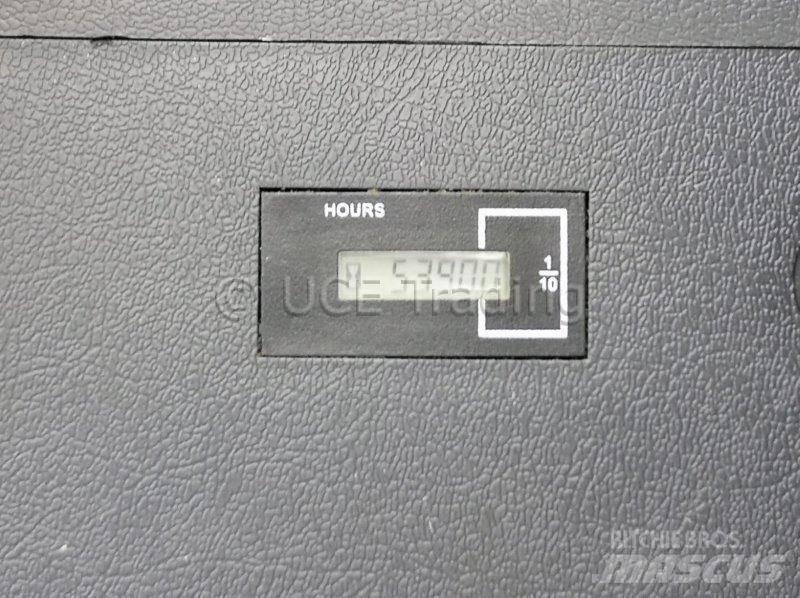 Hyundai HW140 Колісні екскаватори