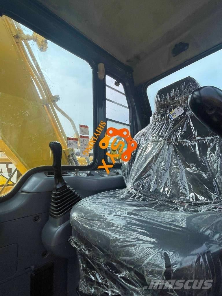 Komatsu PC 120 Гусеничні екскаватори
