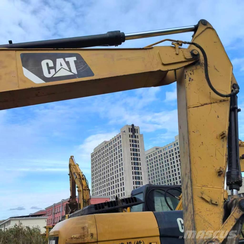 CAT 320 GC Гусеничні екскаватори