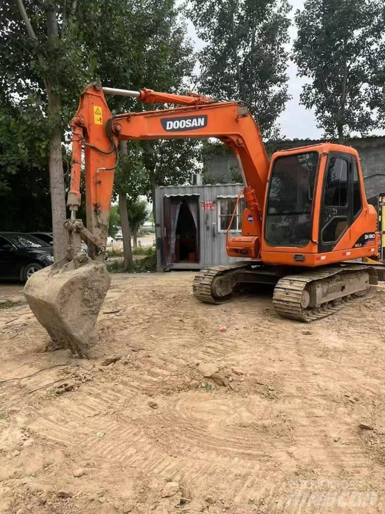 Doosan DH 80 Гусеничні екскаватори