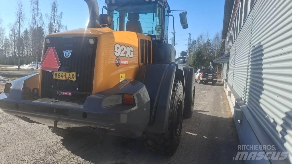 CASE 921G Фронтальні навантажувачі