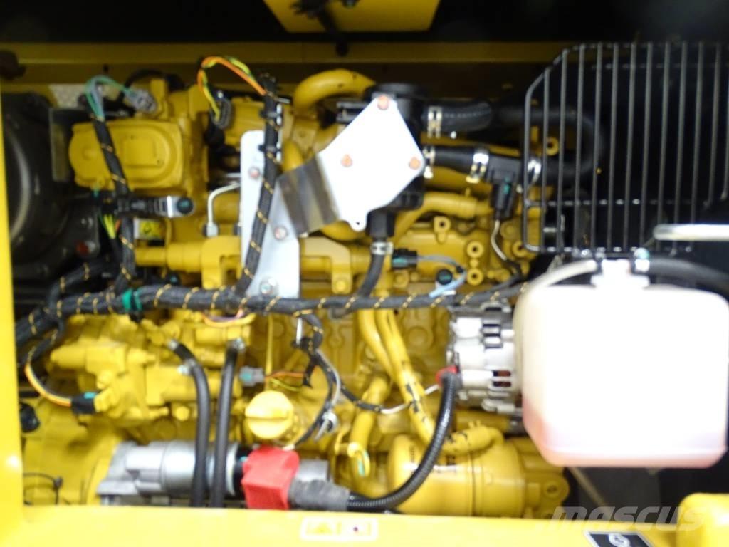 CAT 308 CR Середні екскаватори 7т. - 12т.