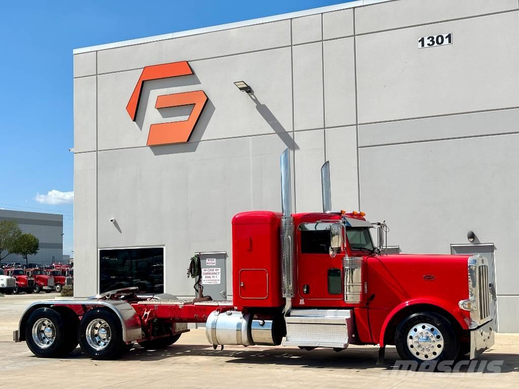 Peterbilt 389 Тягачі