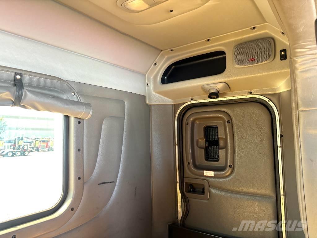 Peterbilt 389 Тягачі