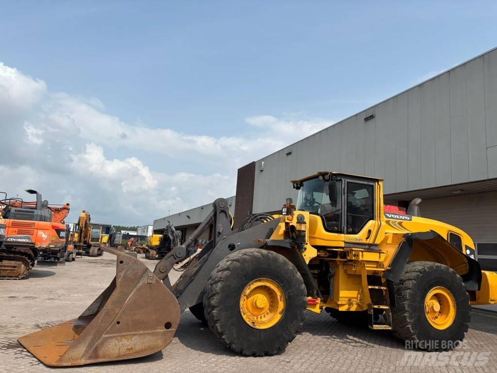Volvo L 180 G Фронтальні навантажувачі