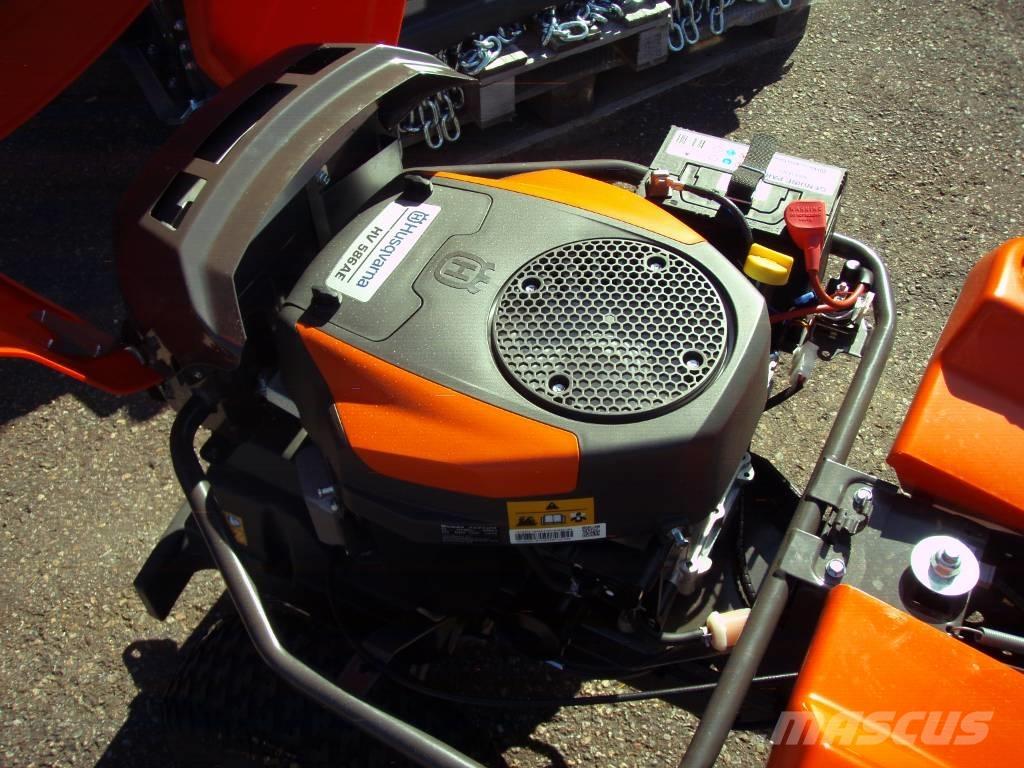 Husqvarna R 214 TC Самохідні газонокосарки